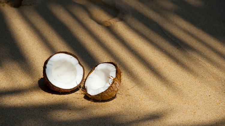 Benefits & Uses of Infused Coconut Oil