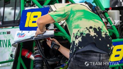 Car Prep in Team Hytiva Pit