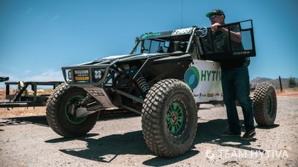 Wes Miller Prepping the Polaris Razor