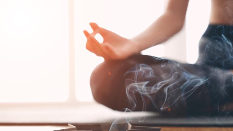 The Rise of BYOP (Bring Your Own Pot) Yoga Sessions